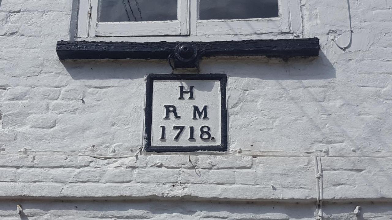 The Swan Inn Hilborough Exterior foto